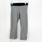Nike  Small Gray, Black Logo Athletic Legging Pro Cool Capri Photo 1