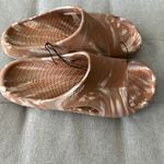 Crocs Mellow Recovery Marbled Cognac Comfort Slides Sandals Mens 10 Womens 12 Photo 1