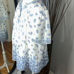 Max Studio  Blue and White Boxy Short Sleeve Blouse Photo 4