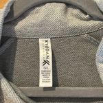 Kyodan  outdoor athletic asymmetrical gray pullover Photo 3