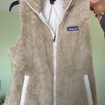 Patagonia Tan Furry Vest Photo 0