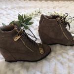 Wedged faux suede ankle boot Taupe with gold trim Size 6.5 Photo 1