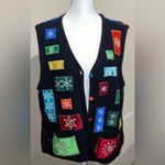 Westbound  Women’s Size XL Sequin Snowflake Black Sweater Vest Striped Christmas Photo 1