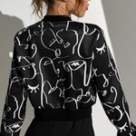 NWT, Lavishly Paris Women’s Designer Graphics Zip Up. Black Photo 5