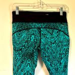 Nike  Epic Tight Fit Cropped Running Leggings Teal/Black Print Size S Photo 8