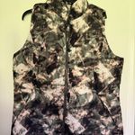 DICK'S Sporting Goods  puffer vest Photo 0