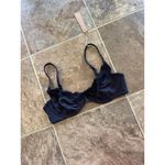 SKIMS  Fits Everybody Lace Underwire Bra Onyx Size 34C Photo 1