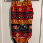 SIRENA Signatures Vibrant Pattern One Photo 0