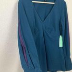 Wallis Evera Lou Vneck Top Evergreen Plum Size L Photo 2