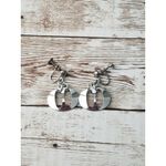 Vintage Clip On Earrings Photo 2