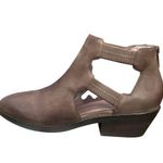 Eileen Fisher  “Vanda” Nubuck Cutout Leather Bootie Taupe Size 9‎ Photo 0