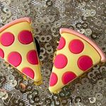 Crock charms, pepperoni, pizza Photo 0