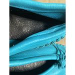 TURQUOISE DEER HIDE MOCCASINS Whistler Canada Size 6 Rare Blue Photo 4