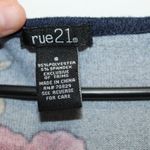 Rue 21 Cold Shoulder Floral Top Size Small Photo 9