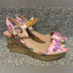 mix no. 6 Zessi Floral Wedge Sandal Size 6.5 Photo 5