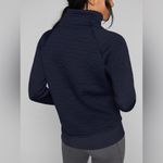 Athleta NWOT  Women’s Elevation Jacquard Quilted Pullover in Black Size XS Photo 2