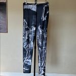 Blackmilk  Resurrection‎ leggings in black size L Photo 2