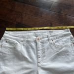 I.N.C. International Concepts Mid Rise Straight Jeans White Women’s size 31 NWT Photo 3