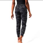 Athleta Salutation Black Camo Jogger Pants S Photo 6
