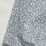 Lululemon Wunder Train Biker Shorts Size 8 High Rise Gray Leopard Daisy 6" Photo 2