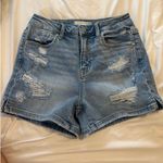 Risen  Shorts Photo 0