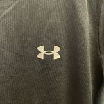 Under Armour Small Black Under Armor T-Shirt Photo 2