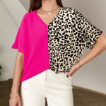 Boutique Contrast Pink & Leopard Colorblock V Neck  Top Short Sleeve Shirt Photo 0