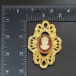 Vintage Unsigned Victorian Cameo Ornate Gold Photo 5