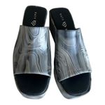 Katy Perry The Busy Bee Slide Women's Black and Gray Platform Shoes Size 8.5M Photo 1