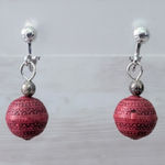 Vintage Clip On Earrings Dark Red Patterned Ball Dangle Photo 0
