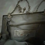 Apt. 9  BEADED LIGHT GOLD SILVER CHAIN PURSE KISS CLASP VERY GOOD CLEAN CONDITION Photo 3