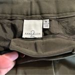 Anne Klein  women's pleated trousers size 6 Olive Green Photo 2