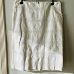 Talbots •White Floral Eyelet Pencil Skirt•Sz 4 Photo 1