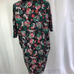 LuLaRoe NWOT  Disney Villains Queen of Hearts Irma Size Small Oversized Photo 3