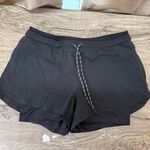 Athleta  lot of 4 women’s‎ shorts  size large Photo 3