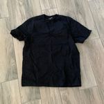 Amazon  essentials black t-shirt Photo 0