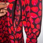 Who What Wear  Women's Red Leaf Patterned Dress Size Small side zipper Photo 5