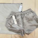 Fear of god Essentials Desert Taupe Running Shorts Photo 6