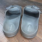 Surf Seven Gray Slip-on Sandals Women’s 8 Photo 3