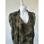 White House | Black Market  Sz M Camo Green Long Sleeve Blouse (B Photo 2
