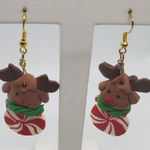 Clay Dangling Christmas Earrings Red Photo 0