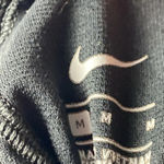 Nike WO SIZE MEDIUM BLUE BLACK ATHLETIC T BACK TOP BUILT IN PADDED BRA CLEAN Photo 7