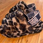 UGG  women’s fluff yeah leopard slipper Photo 3