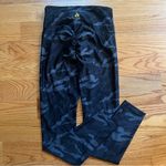 Ryderwear  camo print leggings size small Photo 4