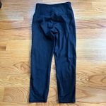 Athleta  lightning Capri in black size XS Photo 6