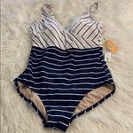 Kona Sol  Navy and White Striped Swimsuit size L brand new Photo 4