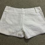 Alice + Olivia 62% Linen Shorts Photo 3