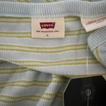 Levi's Women's Short Sleeve V-Neck Cropped Gema T-Shirt - Size Large - NWT Photo 1