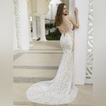 Blue by Enzoani Wedding Dress Rebel White Size 12 Photo 7