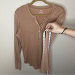 Aerie  Top Womens XL Beige Ribbed Waffle Knit Henley Layering Essential Outdoor Photo 2